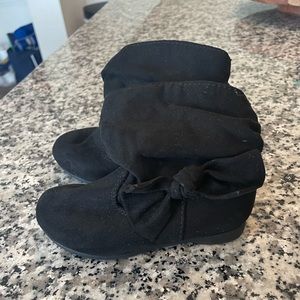 Toddler size 5 boots